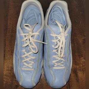 Skechers Women's Light Blue & White Sneakers. Sz.8